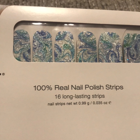 Color Street Water You up to - Picture 5 of 9